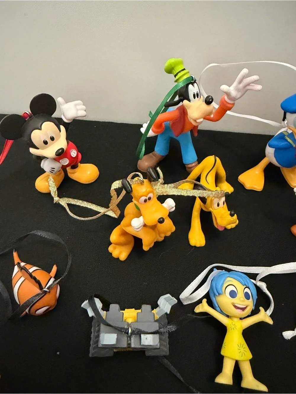 Disney Kids Character Ornament Set - Mixed Colors